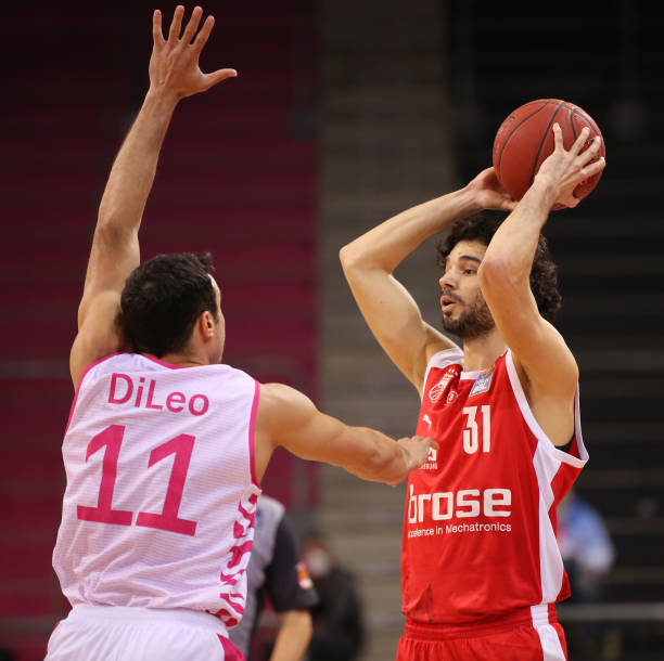 尤其是在面 尤其是在面