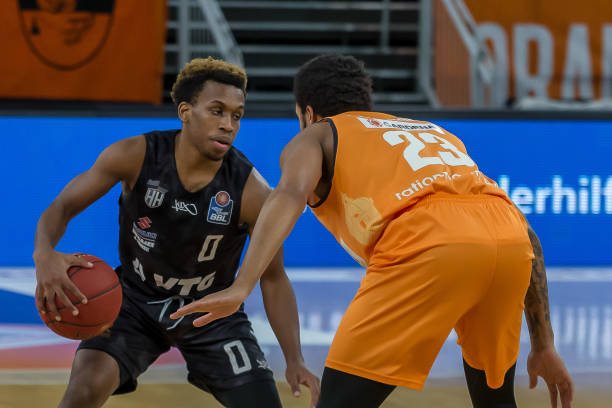 了他的冷静 了他的冷静