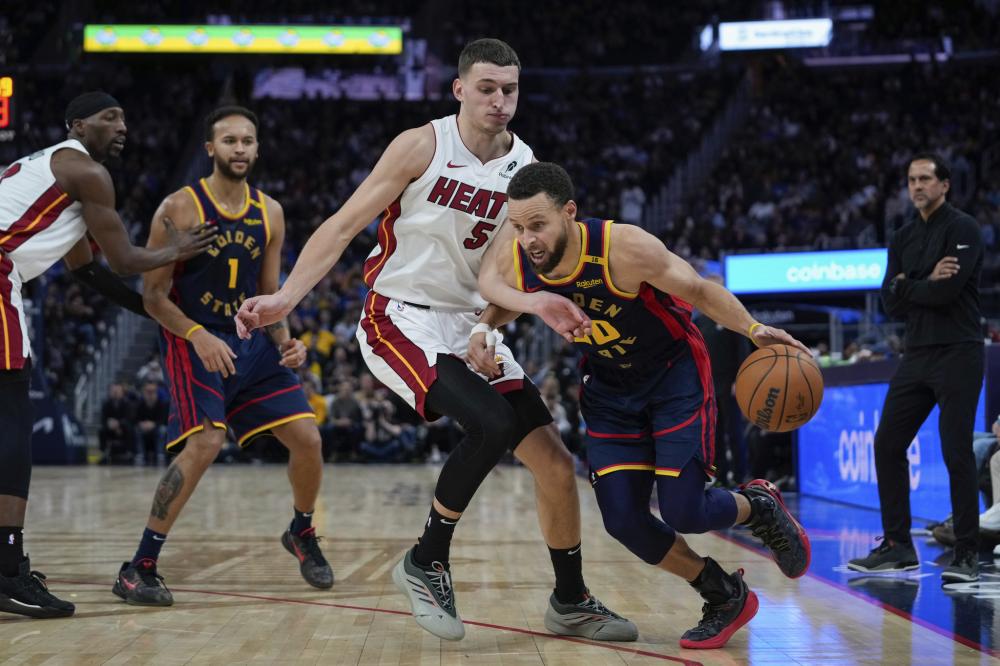 还保证了球 还保证了球